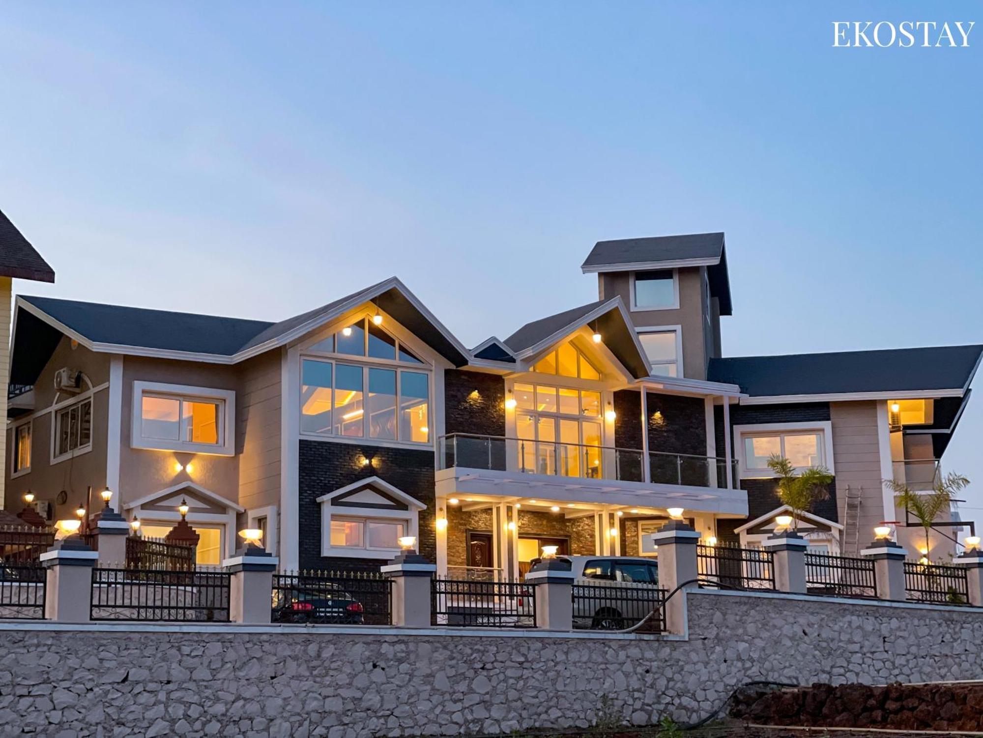 Ekostay Luxe - Highland Villa พันช์กานี ภายนอก รูปภาพ