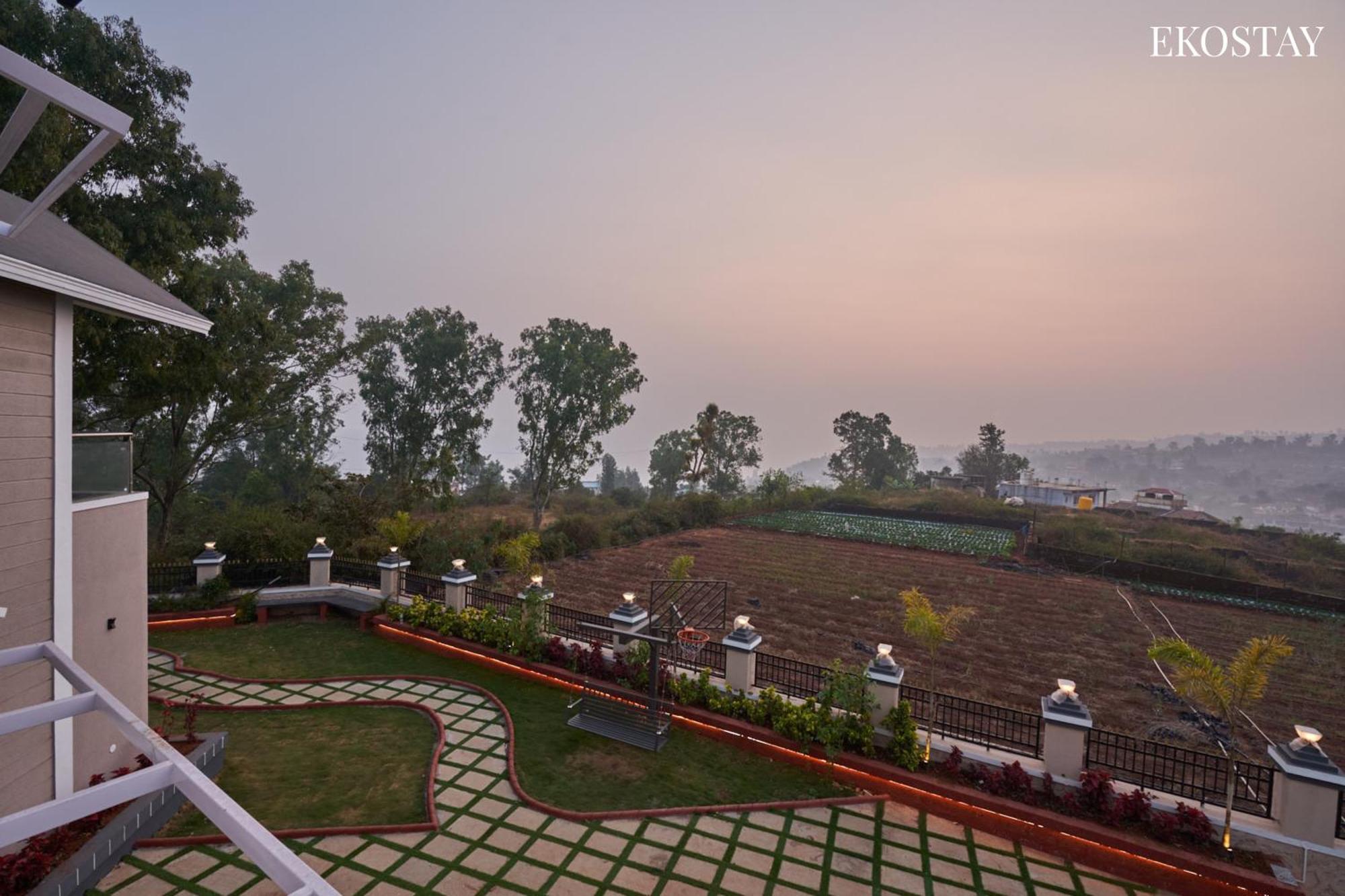 Ekostay Luxe - Highland Villa พันช์กานี ภายนอก รูปภาพ