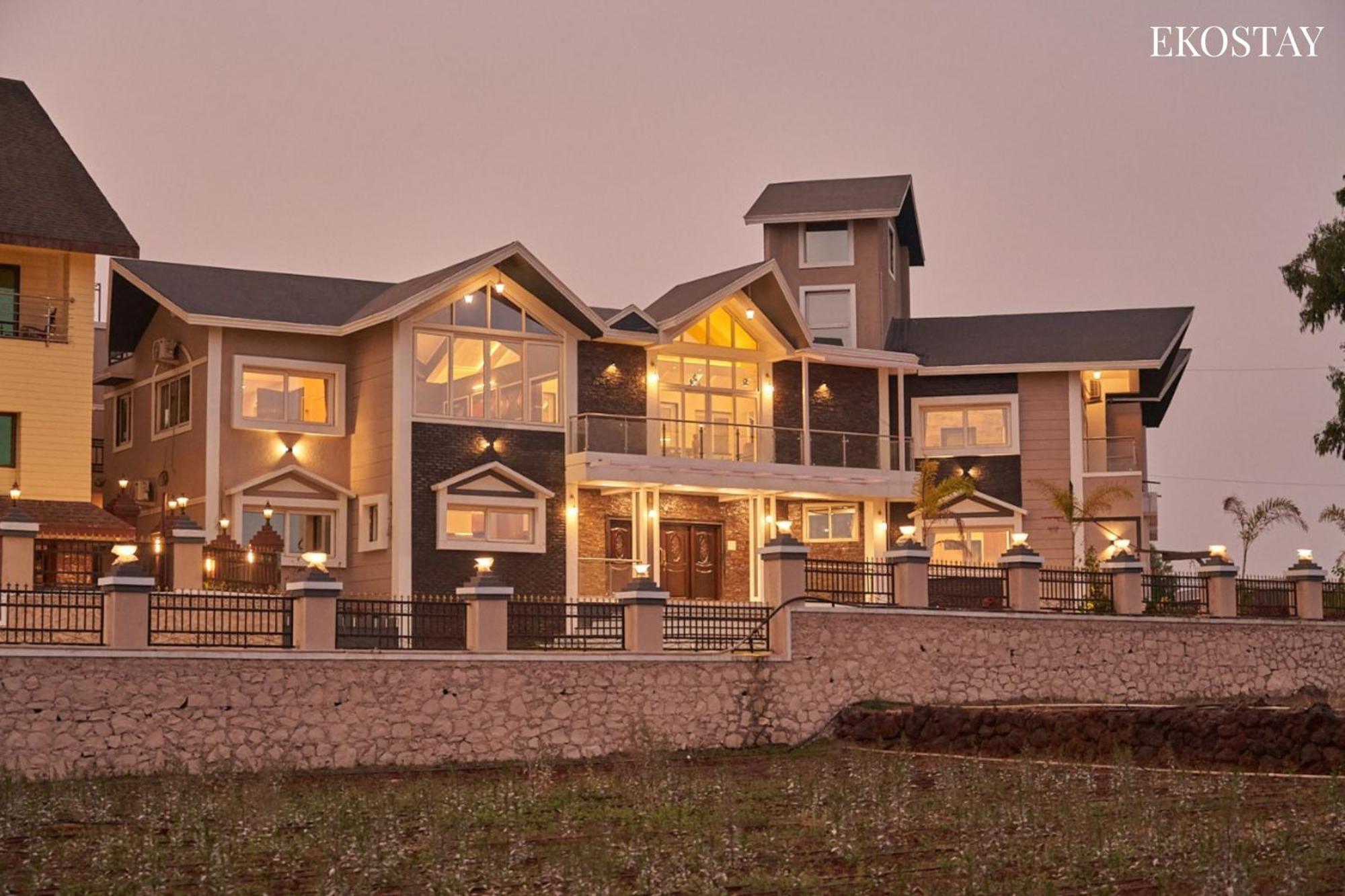 Ekostay Luxe - Highland Villa พันช์กานี ภายนอก รูปภาพ